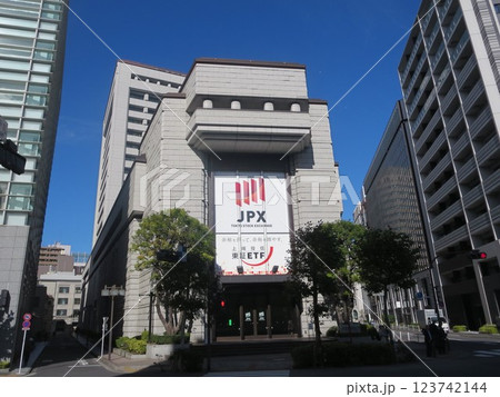 2018.11.1 東京証券取引所 123742144