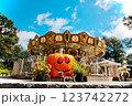 遊園地にあるメリーゴーランド【萌木の村（カルーセル・オブ・ドリーム夢の回転木馬）山梨県北杜市高根町】 123742272