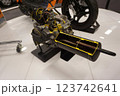 SUZUKI　原付きバイクエンジン(Z401型/2003年)　サイレンサーカット部 123742641