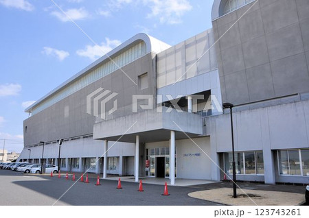 防府市スポーツセンター体育館 123743261