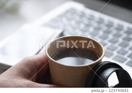 モーニングコーヒー モーニングコーヒー 123743681