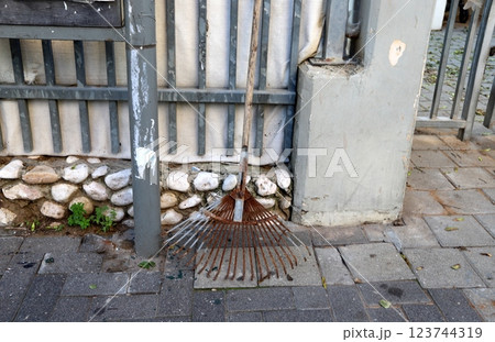hand tools for wet cleaning of premises hand tools for wet cleaning of premises 123744319