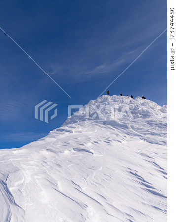 厳冬期の谷川岳・トマノ耳 厳冬期の谷川岳・トマノ耳 123744480