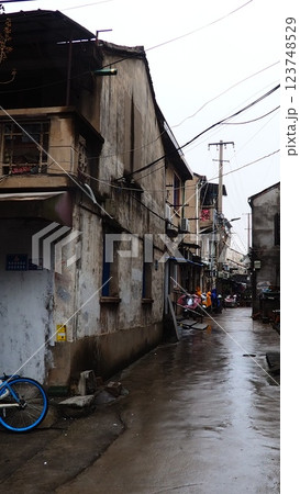 味がある〜〜中国・無錫の裏通り 味がある〜〜中国・無錫の裏通り 123748529
