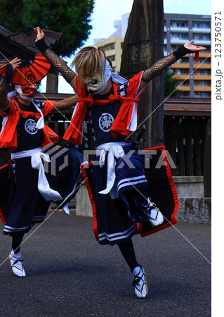 岩手県民俗芸能公演　鬼剣舞 123750571