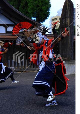 岩手県民俗芸能公演　鬼剣舞 123750572