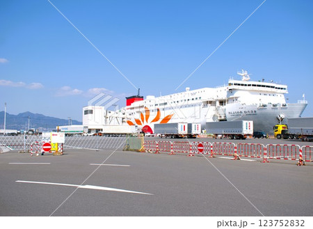 「さんふらわあ　むらさき」　別府観光港で撮影 123752832