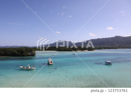 石垣島 川平湾 石垣島 川平湾 123753761