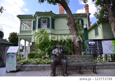 異国情緒あふれる北野町異人館街 異国情緒あふれる北野町異人館街 123753788