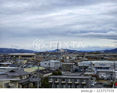 大阪府堺市美原区の風景 123757559