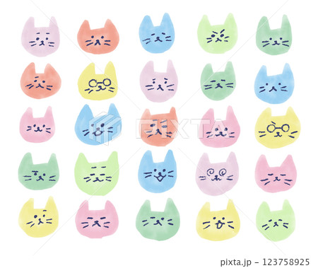 水彩カラフル手描きイラストセット。様々な表情のデフォルメしたネコの顔 123758925