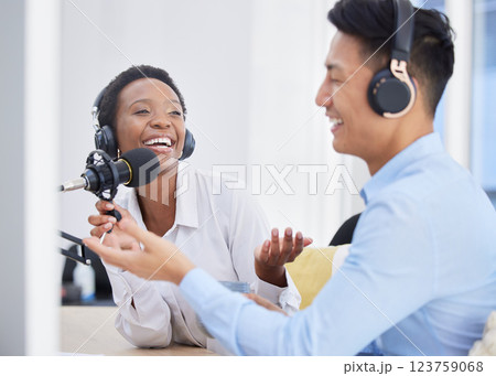 Happy podcast, web interview or digital radio woman presenter working with employee for media. Internet voice, speaker or influencer with microphone for business, online startup or corporate idea 123759068