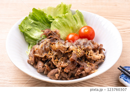 牛薄切り焼肉 牛薄切り焼肉 123760307