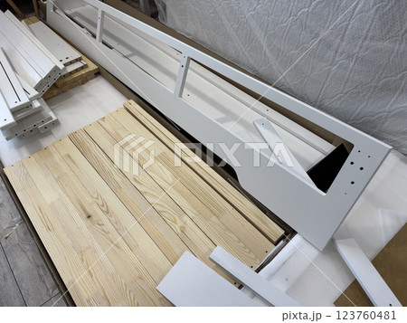 A set of elements for assembling an ottoman. 123760481