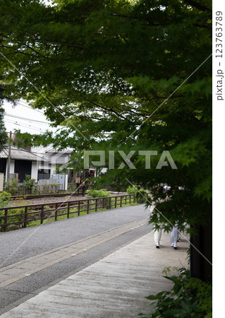 夏の始まり 夏の始まり 123763789