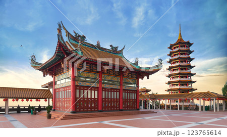 The Chin Swee Caves Temple in Genting Highlands, Malaysia, is renowned for its exquisite architecture 123765614