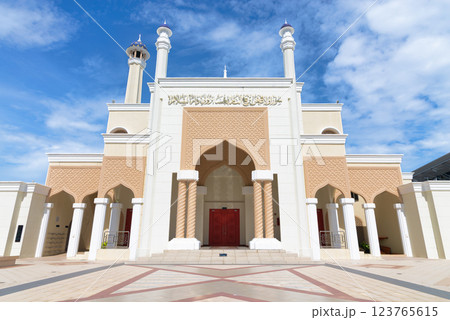 Brunei International Airport Mosque features stunning architecture in Bandar Seri Begawan during a clear day 123765615