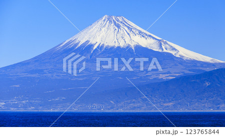 戸田から見た富士山 123765844