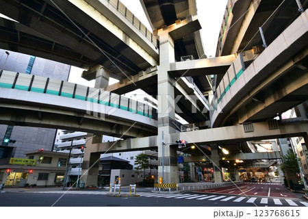 高速道路、ジャンクション 高速道路、ジャンクション 123768615