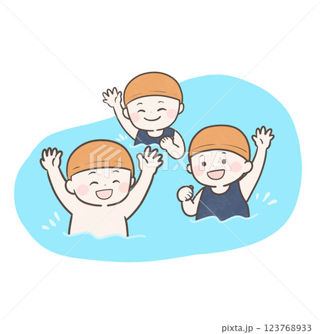 プールで笑顔の子供たち 123768933