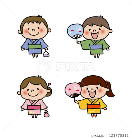 お祭りで浴衣を着た子供たちセット 123770311