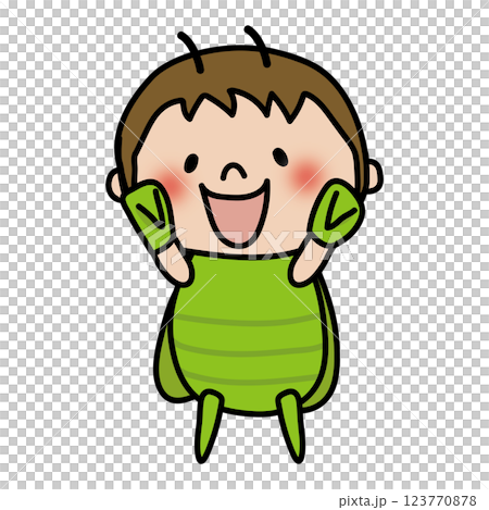 カマキリの格好をした子供（男の子）1 123770878