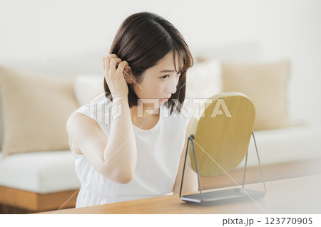 若い女性、ビューティーイメージ 123770905