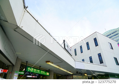 中央線JR御茶ノ水駅 中央線JR御茶ノ水駅 123775270