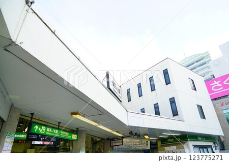 中央総武線JR御茶ノ水駅 123775271