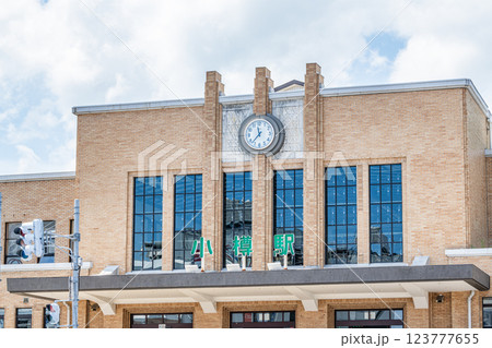 北海道小樽市 夏の北海道 人気の観光地小樽の玄関口 JR小樽駅 北海道小樽市 夏の北海道 人気の観光地小樽の玄関口 JR小樽駅 123777655