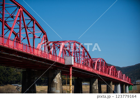 四万十市のシンボル　赤橋 123779164