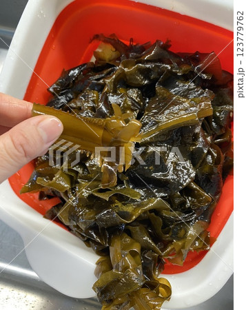"Healthy and Nutritious Miyeok-guk: Korean Seaweed Soup" 123779762