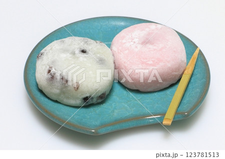 桜大福と豆大福 桜大福と豆大福 123781513