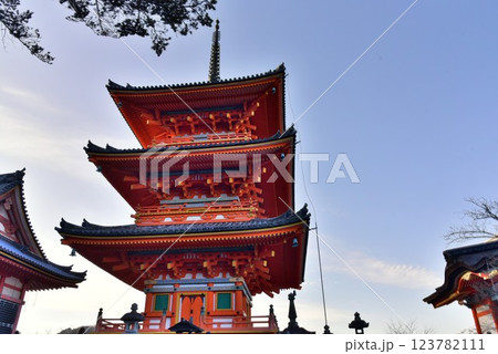 京都　清水寺　三重塔　横 123782111