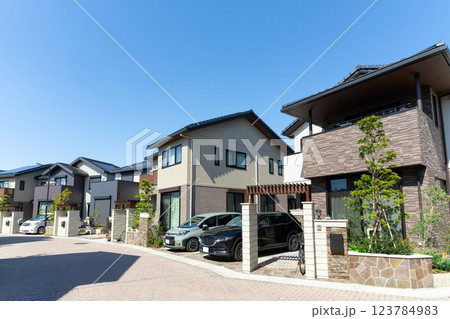 新築住宅 123784983