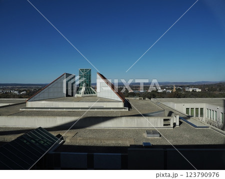 オーストラリア連邦議事堂のフラッグポール Canberra Australia オーストラリア連邦議事堂のフラッグポール Canberra Australia 123790976