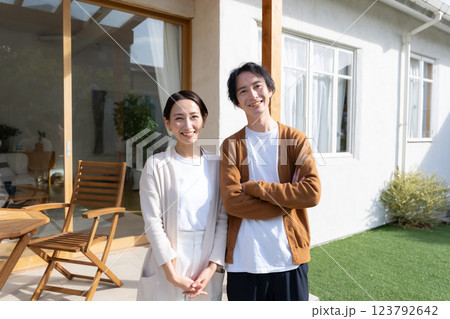 マイホーム 夫婦 マイホーム 夫婦 123792642