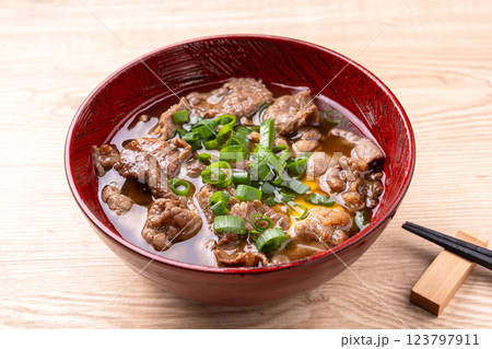 肉吸い 肉吸い 123797911