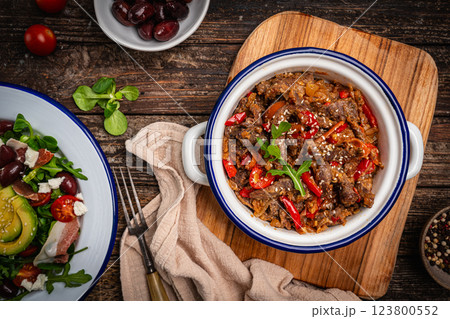 Stir-fried Beef Skirt Steak with Oyster Sauce Stir-fried Beef Skirt Steak with Oyster Sauce 123800552