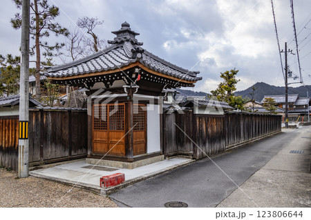 五個荘町 123806644