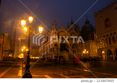 Evening at the renowned St. Marks Basilica located in beautiful Venice 123807605