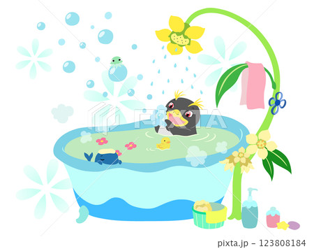 お風呂に入る生き物達のイラスト 123808184