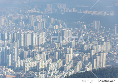 韓国 大邱 アプ山展望台からの風景 韓国 大邱 アプ山展望台からの風景 123808387