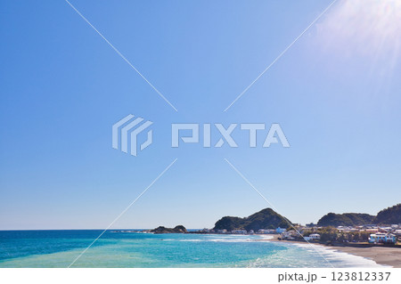 鴨川市　太海　付近の海岸 123812337