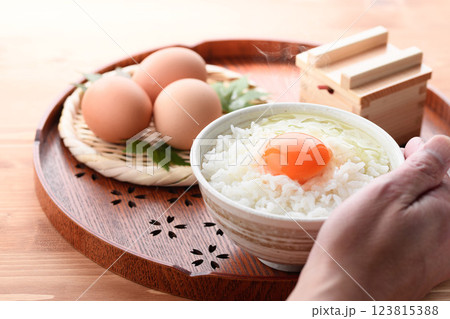 卵かけご飯 123815388