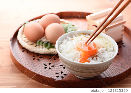 卵かけご飯 123815399