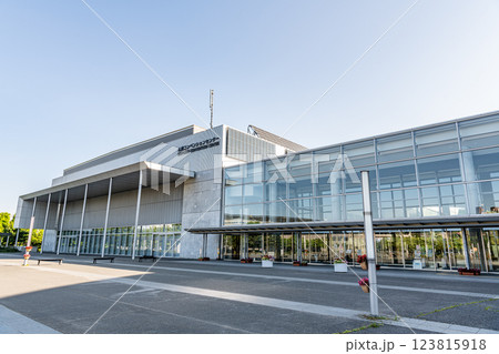北海道札幌市　快晴の札幌コンベンションセンター 123815918