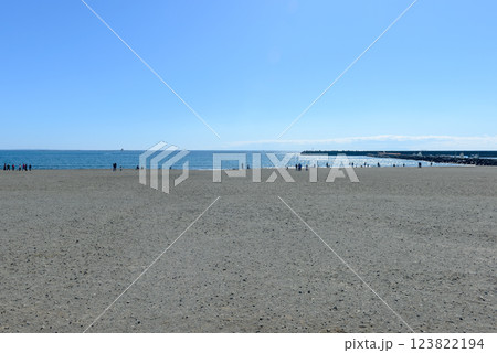 湘南・ 茅ヶ崎の海岸 湘南・ 茅ヶ崎の海岸 123822194