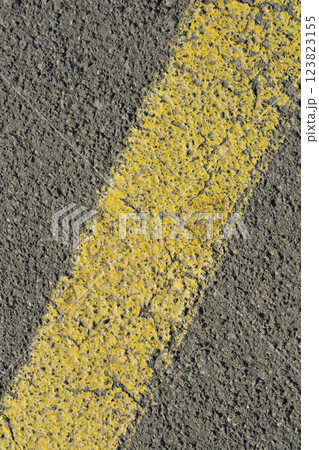 Yellow line 123823155