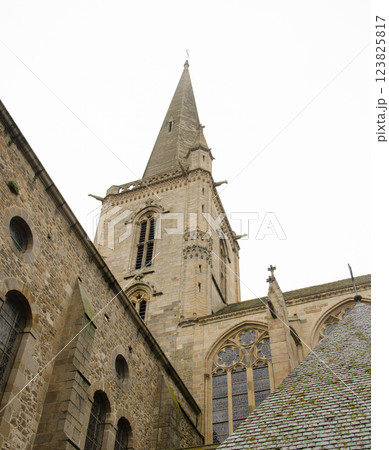 View of Saint-Malo cathedral. 123825817